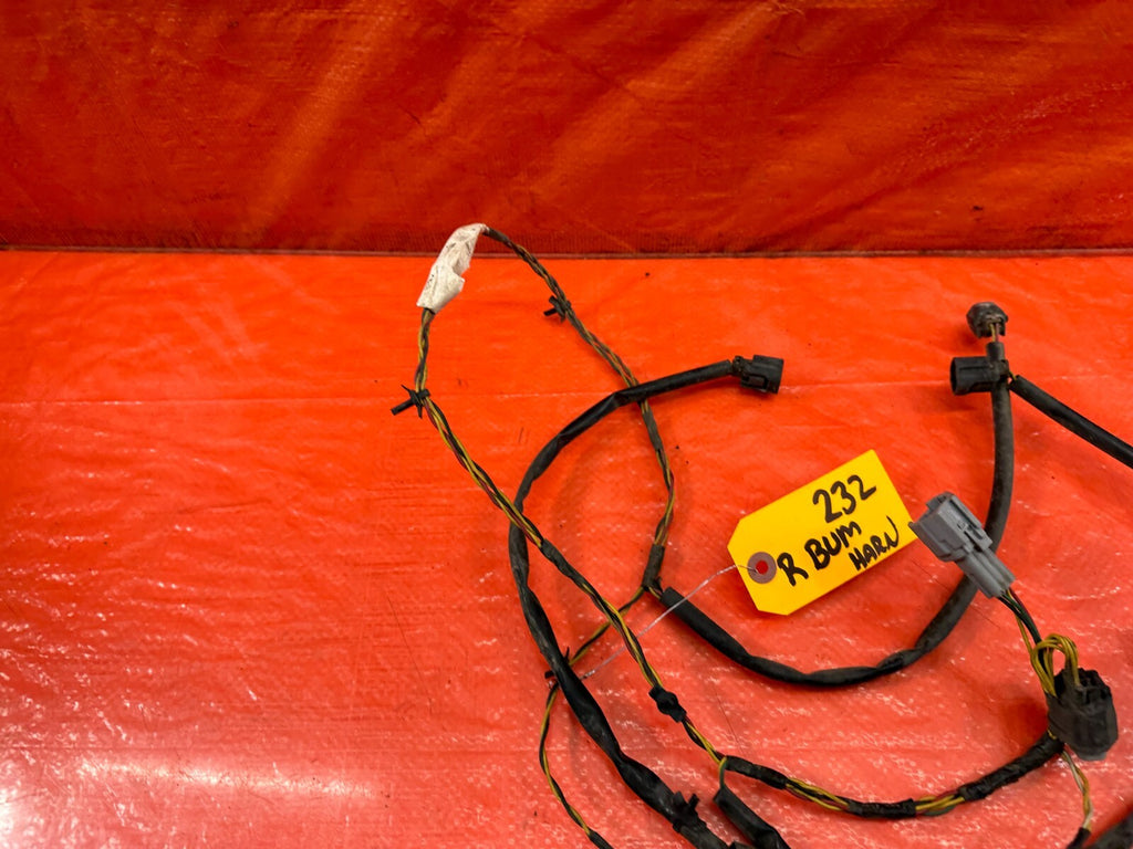 2010 10 INFINITI G37 CONVERTIBLE   REAR BUMPER WIRE HARNESS ( W/ SENSOR MODEL)4