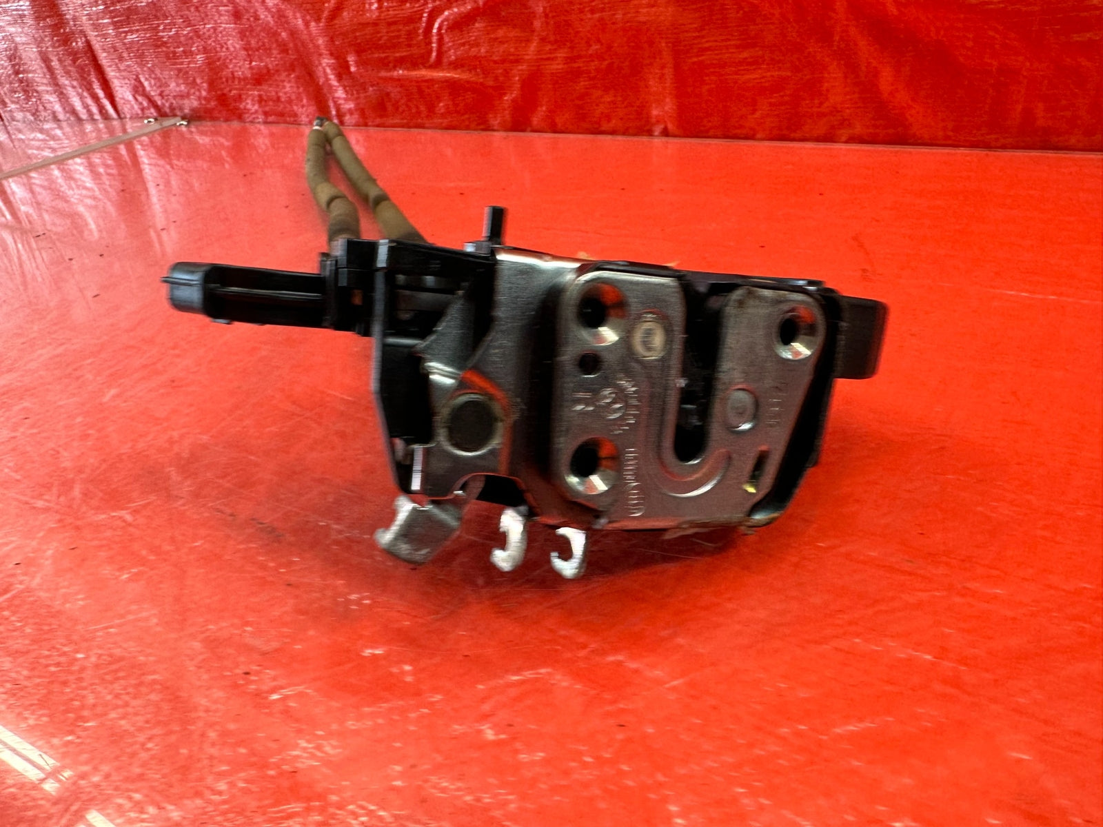 07 13 INFINITI G35 G37 SEDAN   DOOR LOCK ACTUATOR RIGHT REAR   OEM #1926