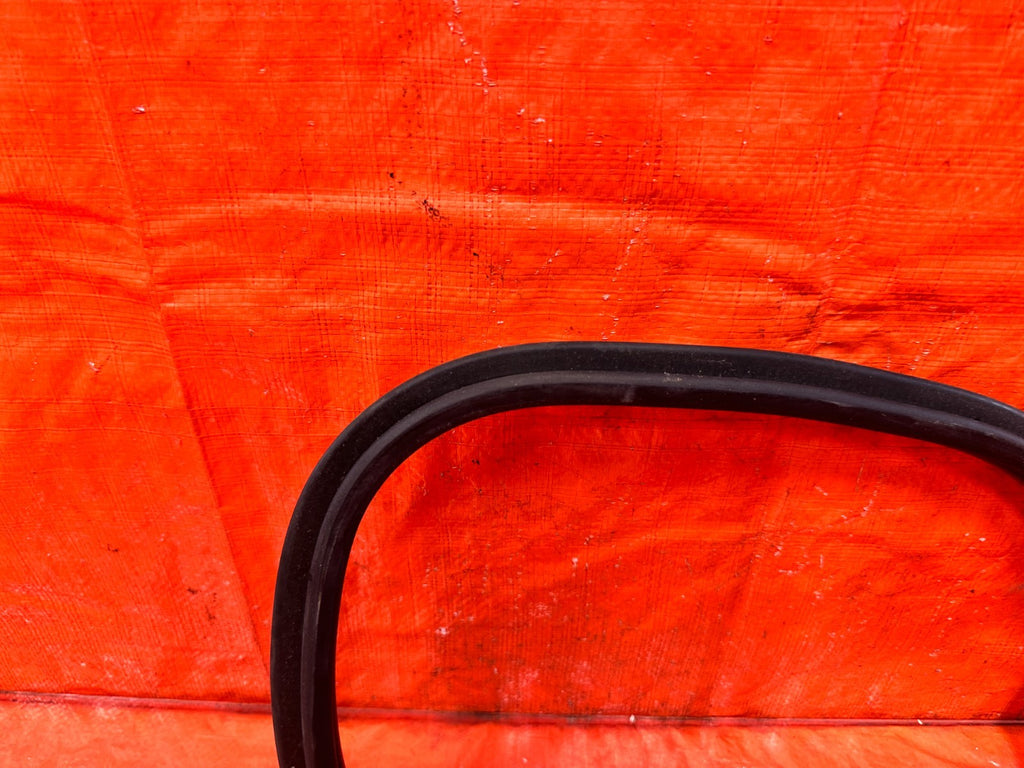 09 11 MAZDA RX8 RX 8  PASSENGER RIGHT REAR GLASS WEATHER STRIP   OEM #3031