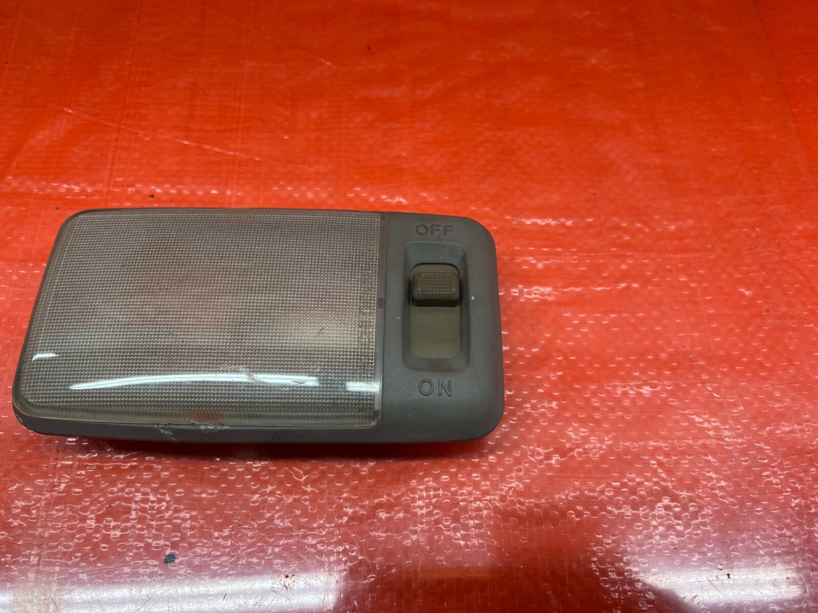 94 01 ACURA INTEGRA SEDAN   REAR   DOME MAP READING LIGHT LAMP   GRAY   OEM #1653