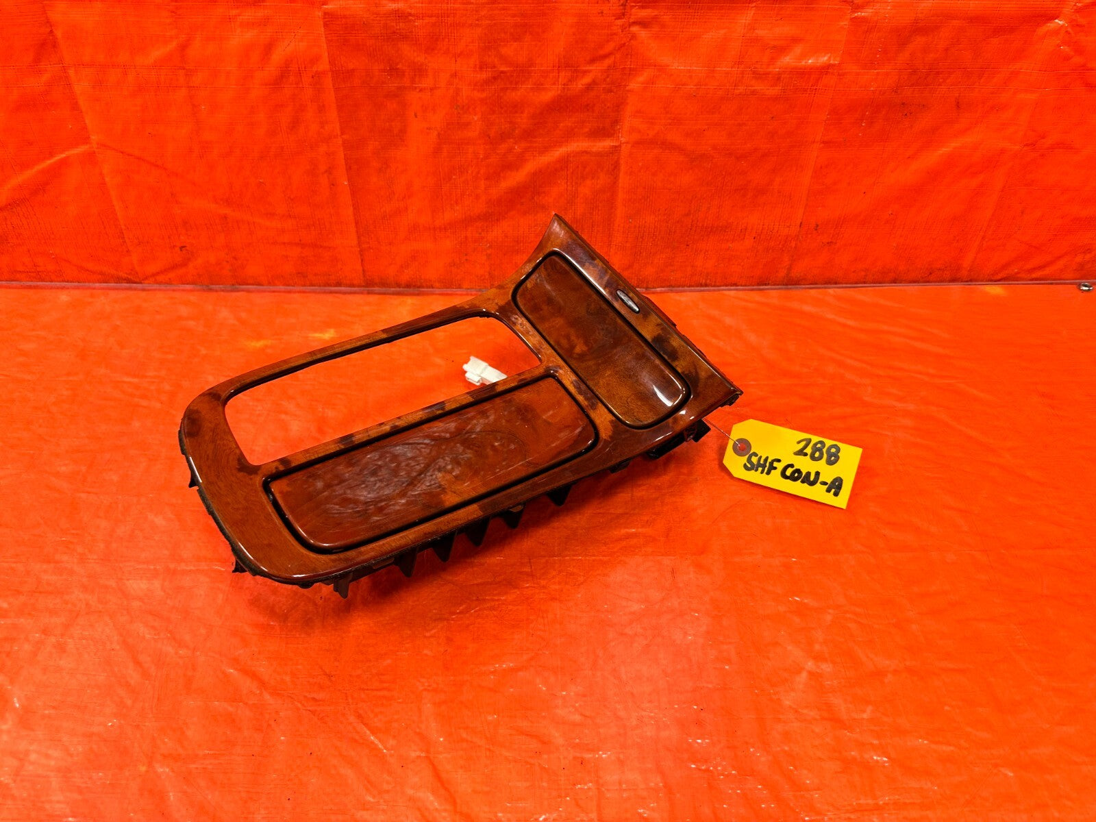 02 05 LEXUS SC430   AUTOMATIC SHIFTER CENTER CONSOLE TRIM BEZEL   OEM #2880