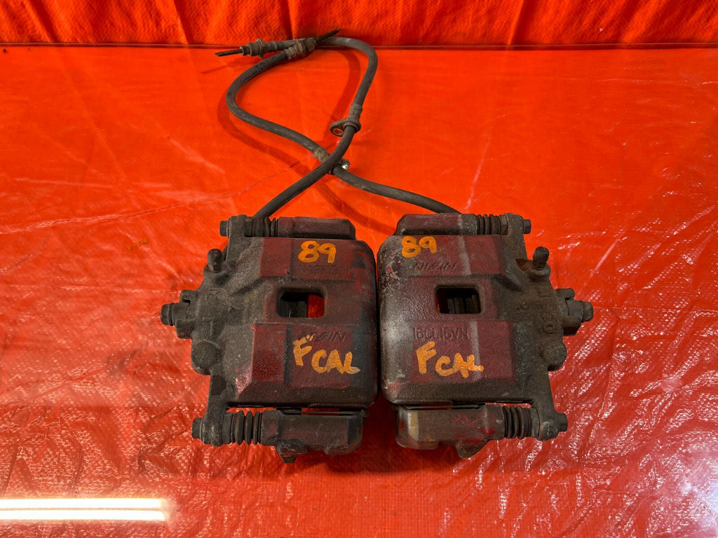 02 06 ACURA RSX TYPE S   FRONT BRAKE CALIPER SET CALIPERS LEFT AND RIGHT OEM #890