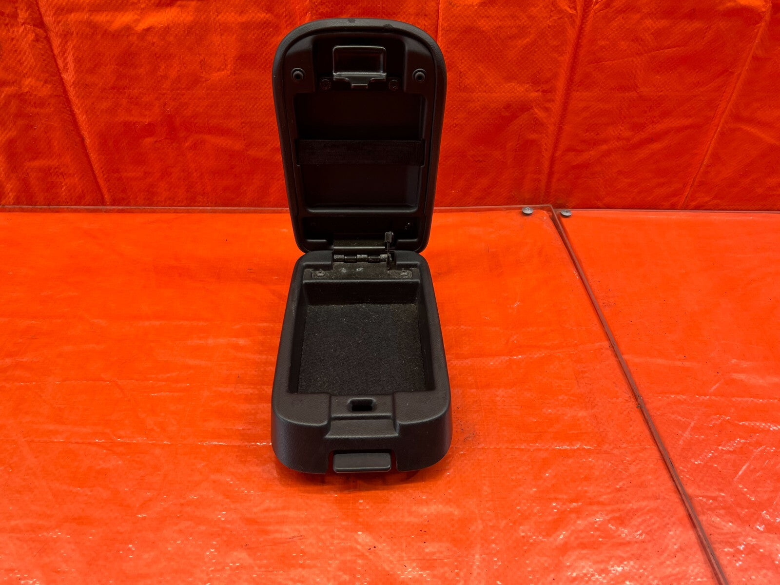 97 01 HONDA PRELUDE   ARM REST LID TOP COVER PORTION   OEM FACTORY #12010