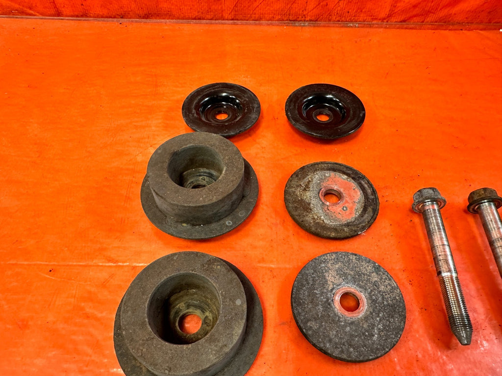 14 15 INFINITI Q50 3.7L   REAR SUBFRAME CROSSMEMBER CARRIER BOLTS   OEM #3163