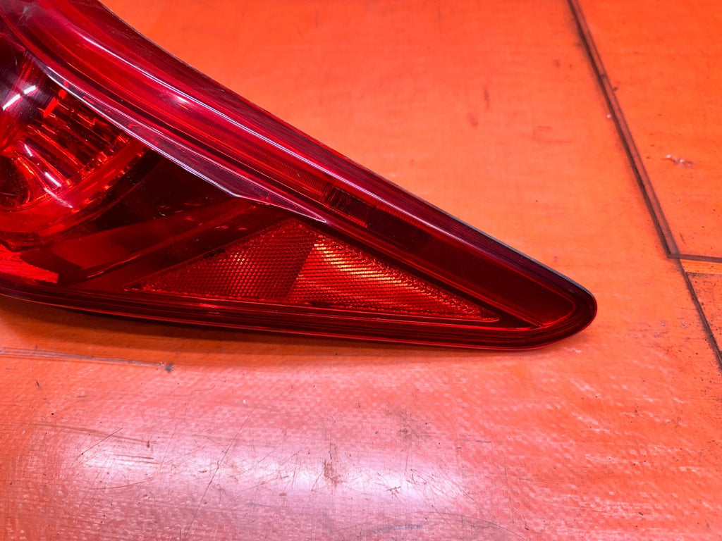 14-15 INFINITI Q50 3.7L AWD PASSENGER RIGHT OUTER QUARTER TAIL LIGHT LAMP OEM #37
