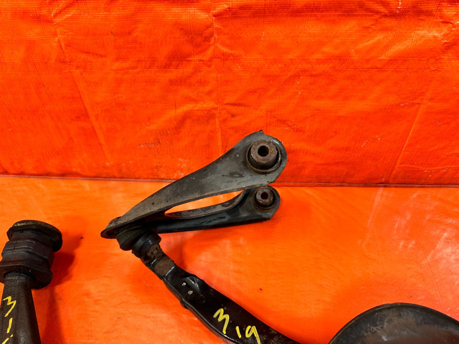 96 00 HONDA CIVIC DRIVER LEFT FRONT SPINDLE KNUCK HUB & CONTROL ARMS   OEM #3194