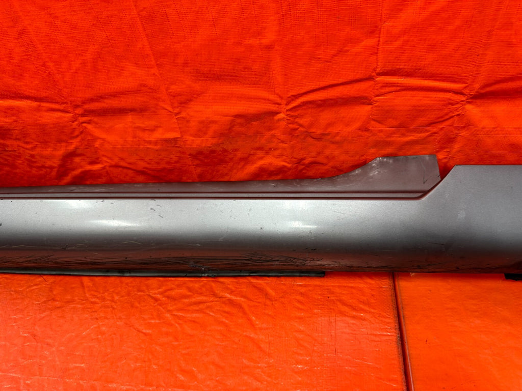 03 09 NISSAN 350Z   SIDE SKIRT ROCKER MOLDING TRIM   RIGHT SIDE   OEM #2627
