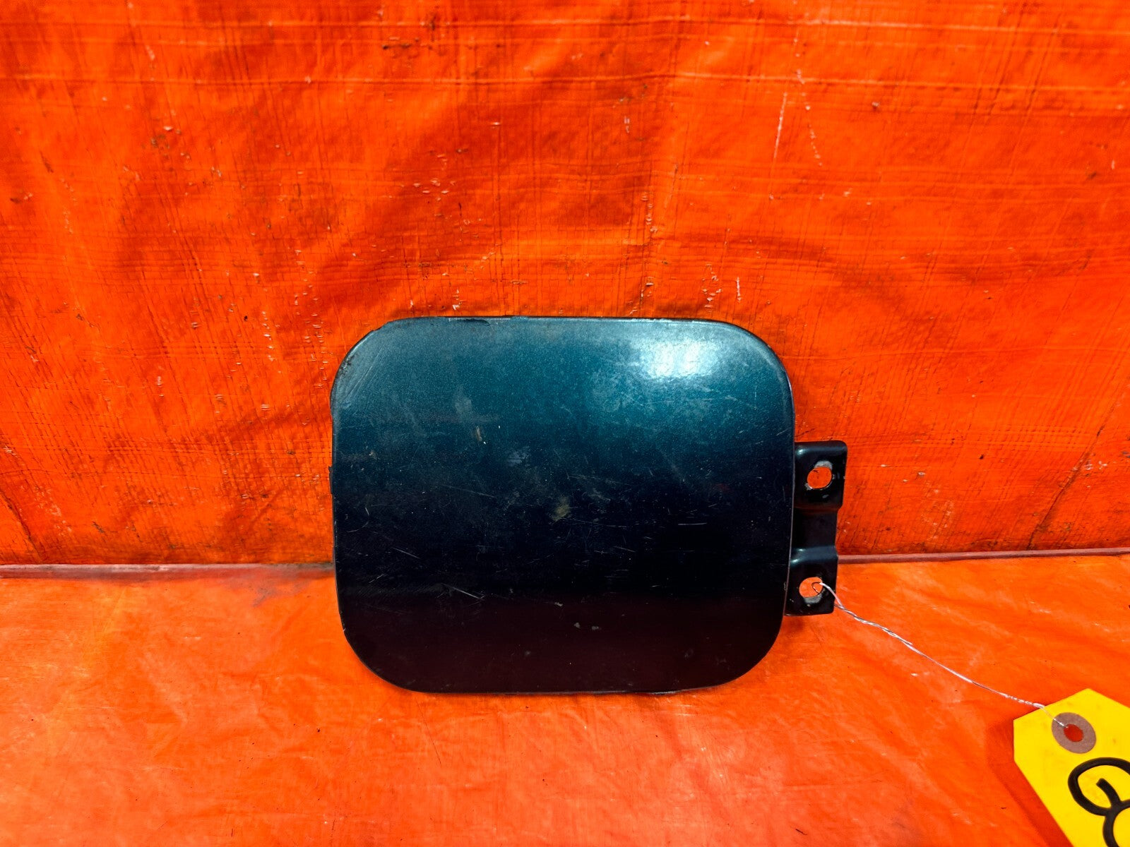 93 97 HONDA DEL SOL   FUEL LID / GAS CAP COVER   OEM FACTORY #2950