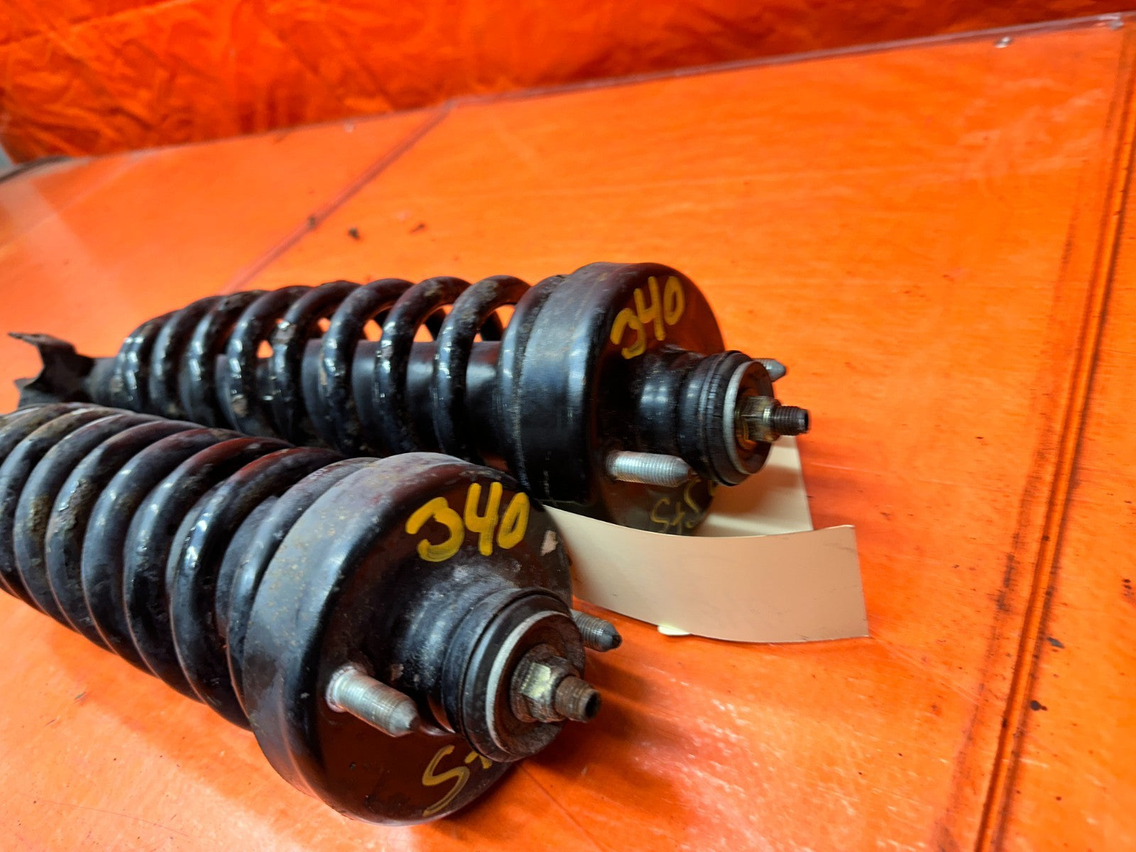 94-01 ACURA INTEGRA FRONT STRUT SHOCK ABSORBERS PAIR OEM #34013