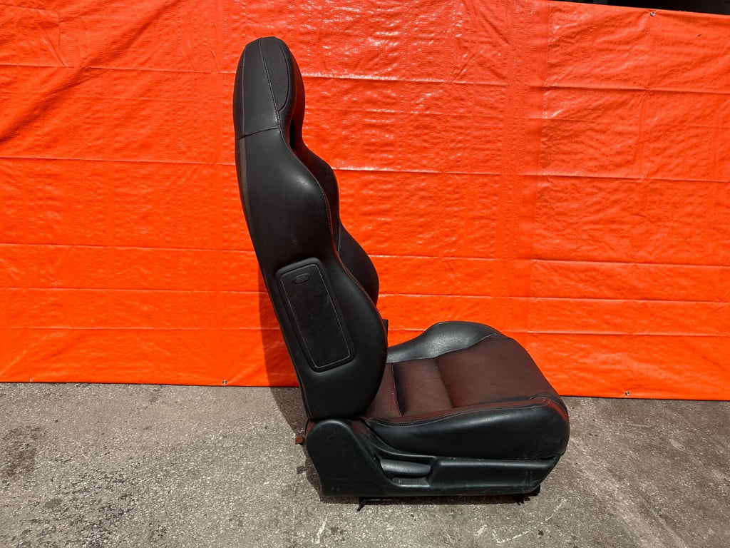 05 06 ACURA RSX   PASSENGER RIGHT   BLACK LEATHER SEAT   OEM FACTORY OE #1726
