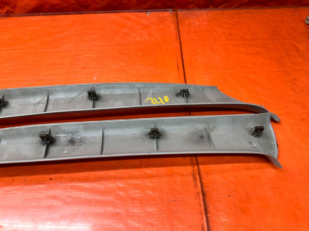 94-01 ACURA INTEGRA 4D SEDAN FRONT WINDSHIELD A PILLAR TRIM PANELS PAIR #34017