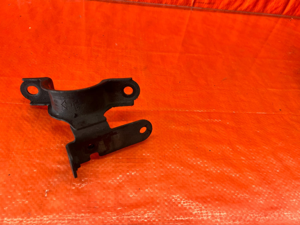 04 08 ACURA TL   POWER STEERING RACK MOUNTING BRACKET BRACE   OEM   1373