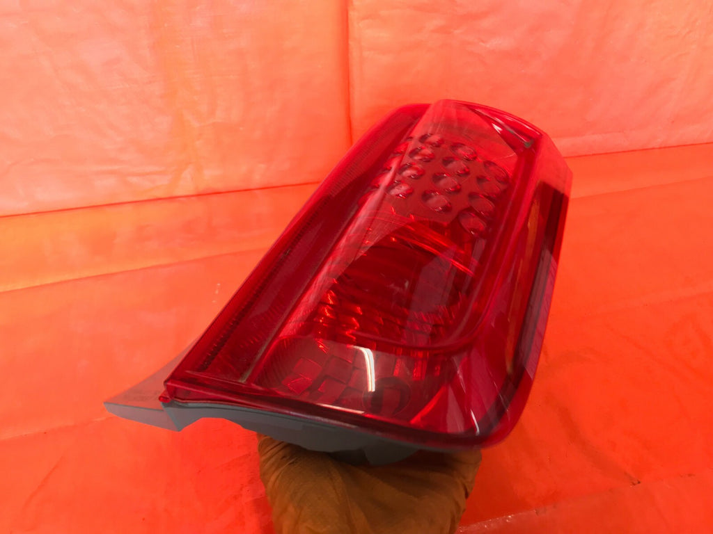 OEM 2008 2009 2010 SCION XB PASSENGER RIGHT TAIL LIGHT LAMP 08 09 10   4