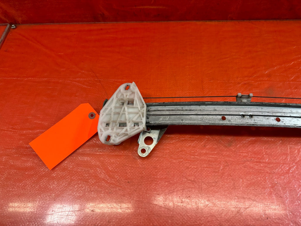 08 12 HONDA ACCORD SEDAN RIGHT FRONT   WINDOW REGULATOR W/ MOTOR   OEM #2395
