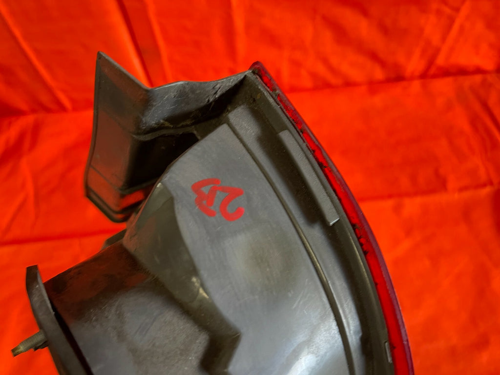 06 08 HONDA CIVIC   4 DOOR SEDAN   DRIVER LEFT OUTER TAIL LIGHT LAMP   DEPO10