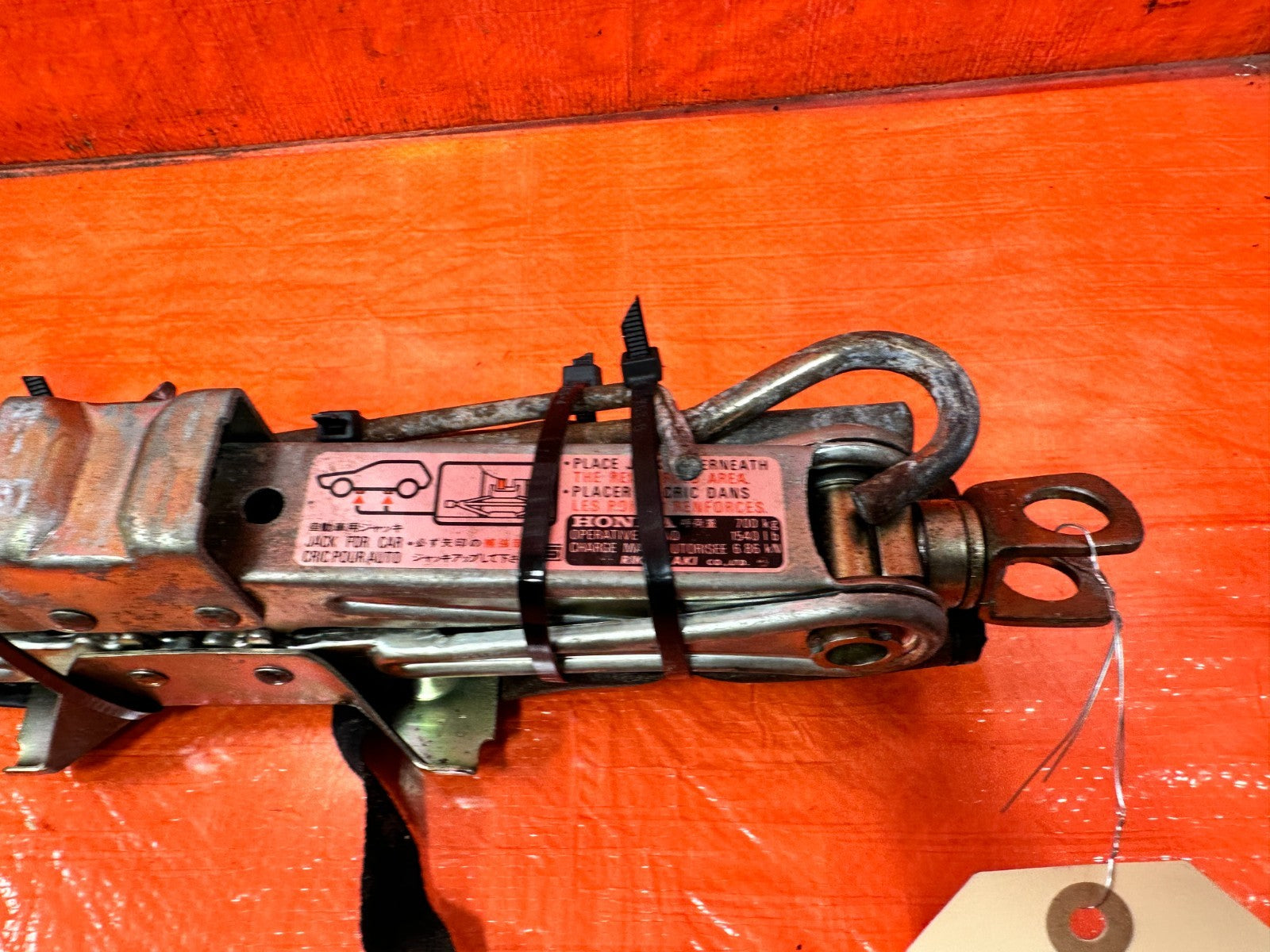 97 01 HONDA PRELUDE SPARE TIRE JACK WITH ALL ASSOCIATED TOOLS AND POUCH OEM 3236