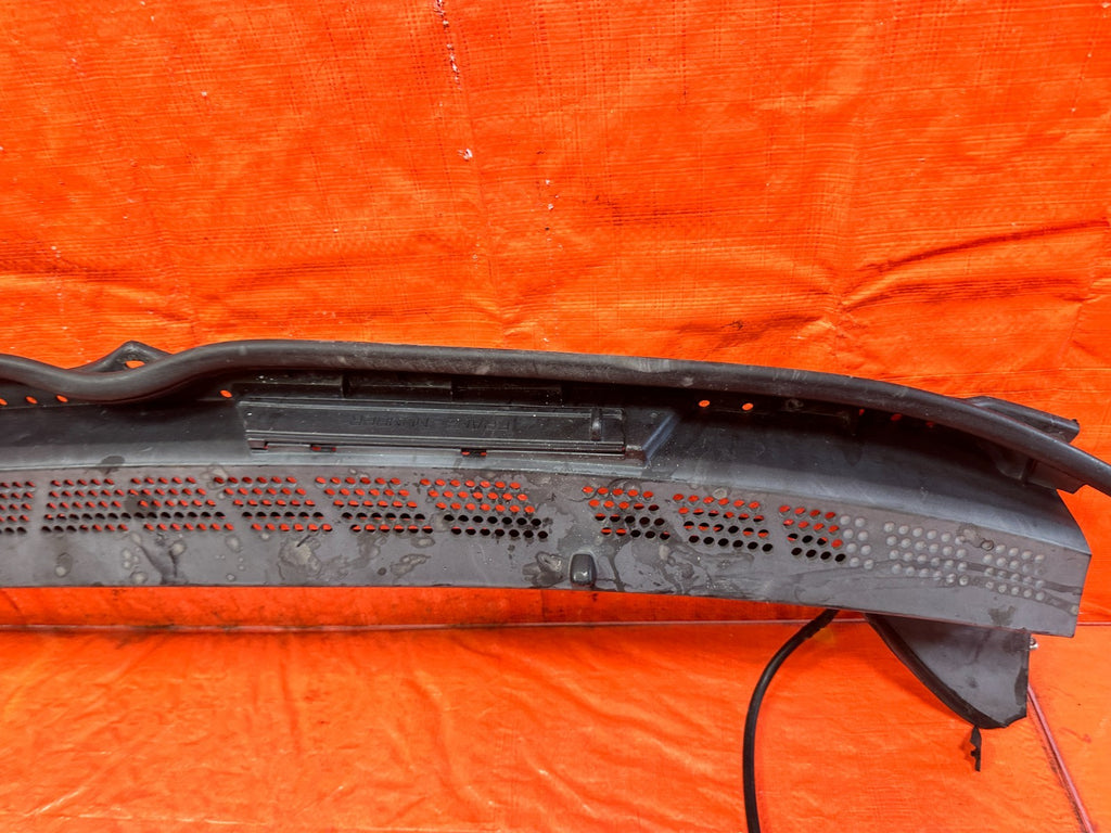 06 11 HONDA CIVIC SI 2D COUPE   100% COMPLETE WINDSHIELD WIPER COWL TRIM OEM 3072