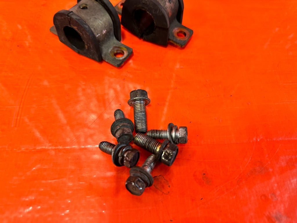 03 06 LANCER EVOLUTION VIII 8 EVO IX 9   FRONT SWAY BAR BRACKETS OEM #EVO94