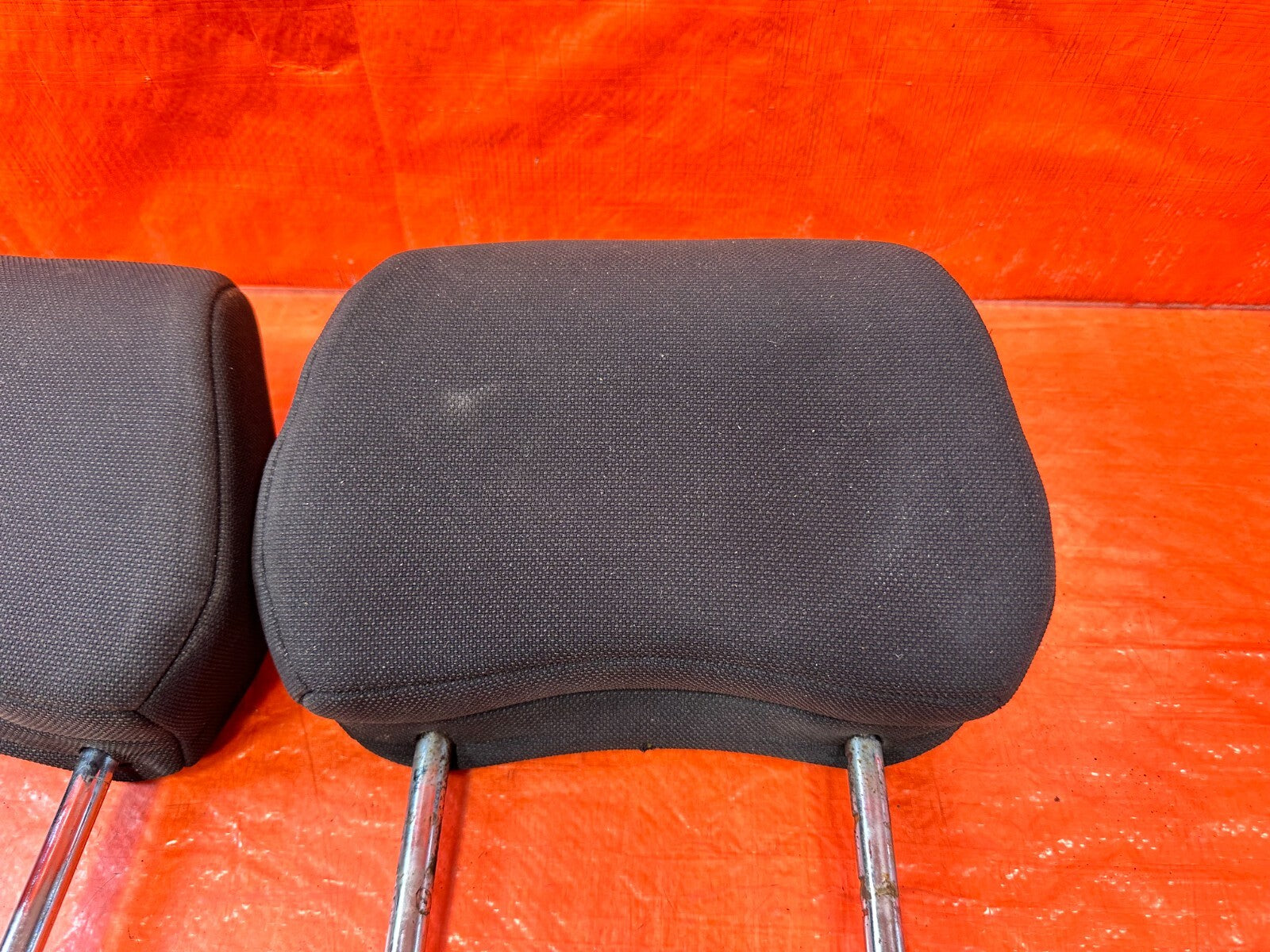 03 04 NISSAN 350Z   CLOTH   FRONT SEAT HEAD REST SET LEFT AND RIGHT   OEM #2626