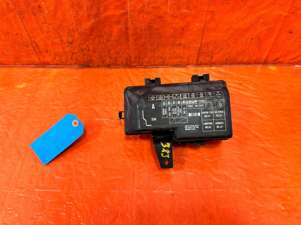 97 98 HONDA PRELUDE BASE & SH EXTERIOR UNDER HOOD ENGINE BAY FUSE BOX   OEM #3230
