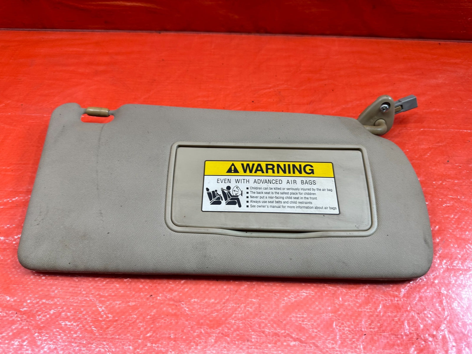 04 05 ACURA TSX   SUN VISOR   PASSENGER RIGHT SIDE   TAN COLOR   OEM #19612