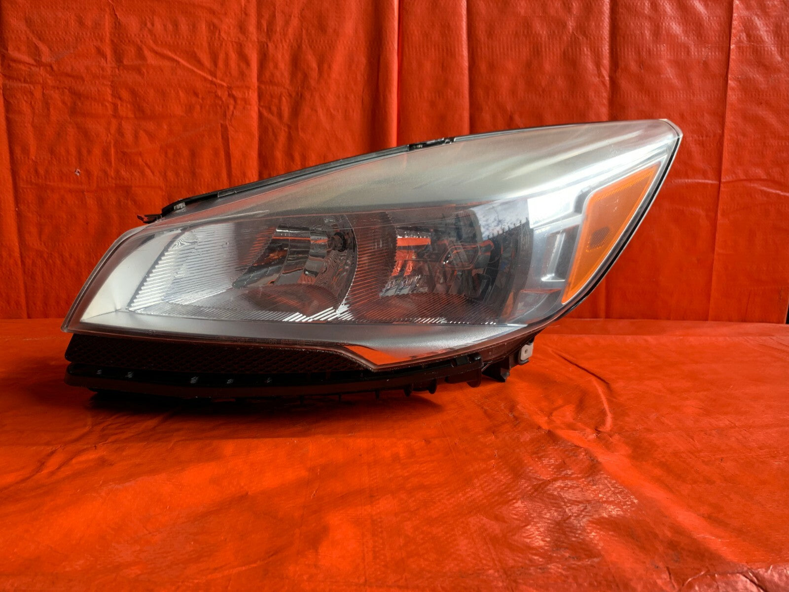 OEM 2014 2015 2016 FORD ESCAPE   DRIVER LEFT HEADLIGHT HEADLAMP HALOGEN 0
