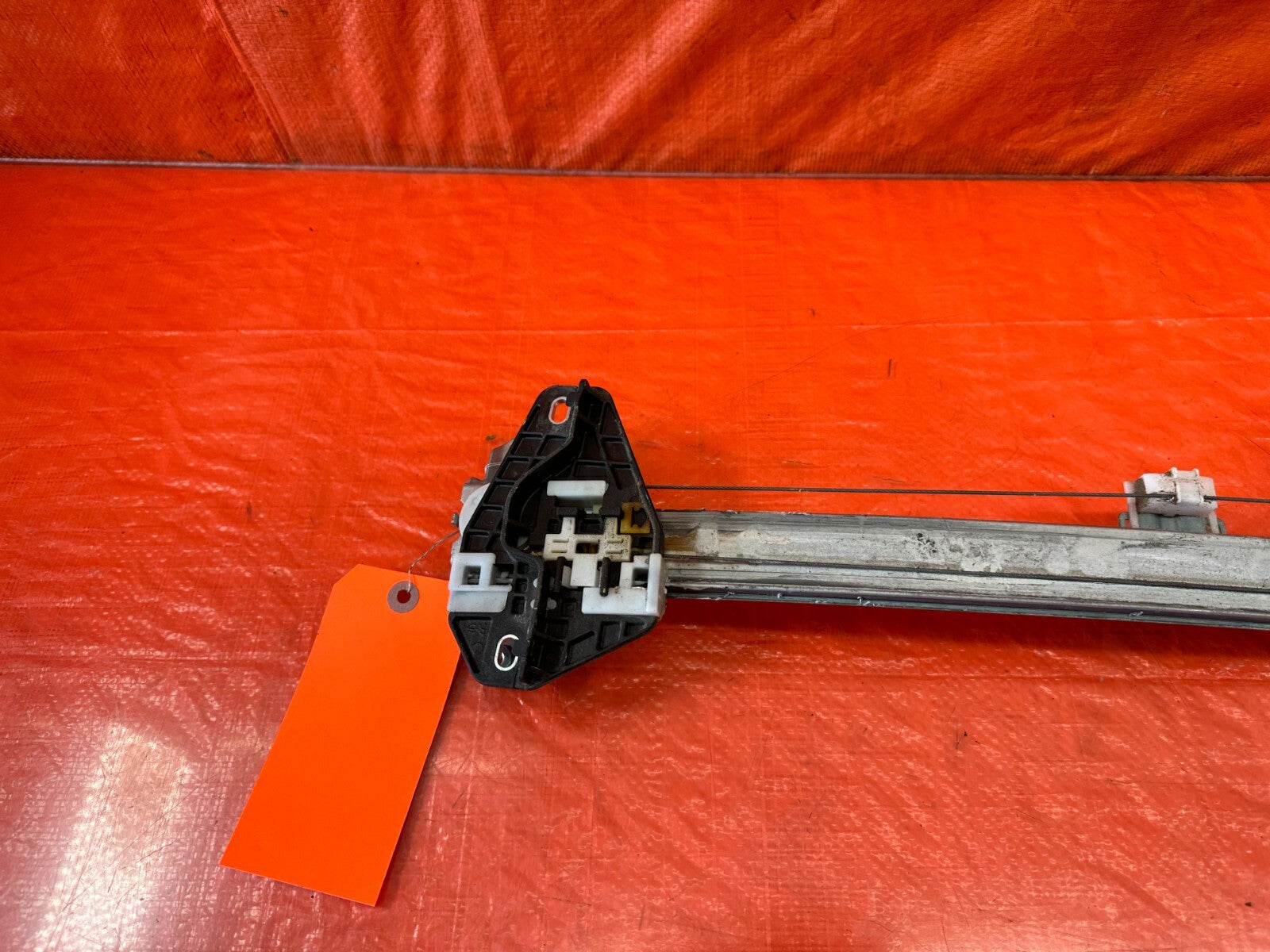 08 12 HONDA ACCORD SEDAN RIGHT REAR    WINDOW REGULATOR W/ MOTOR   OEM #2395