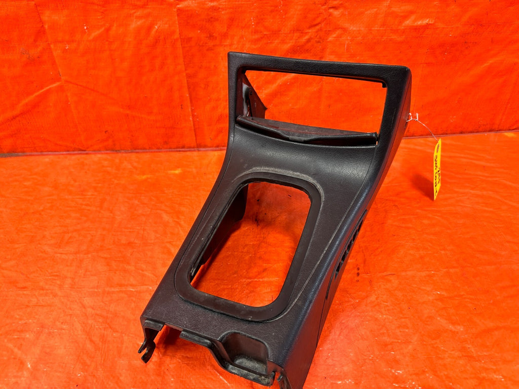 93 97 HONDA DEL SOL   MANUAL SHIFTER CENTER CONSOLE TRIM BEZEL   OEM #2953