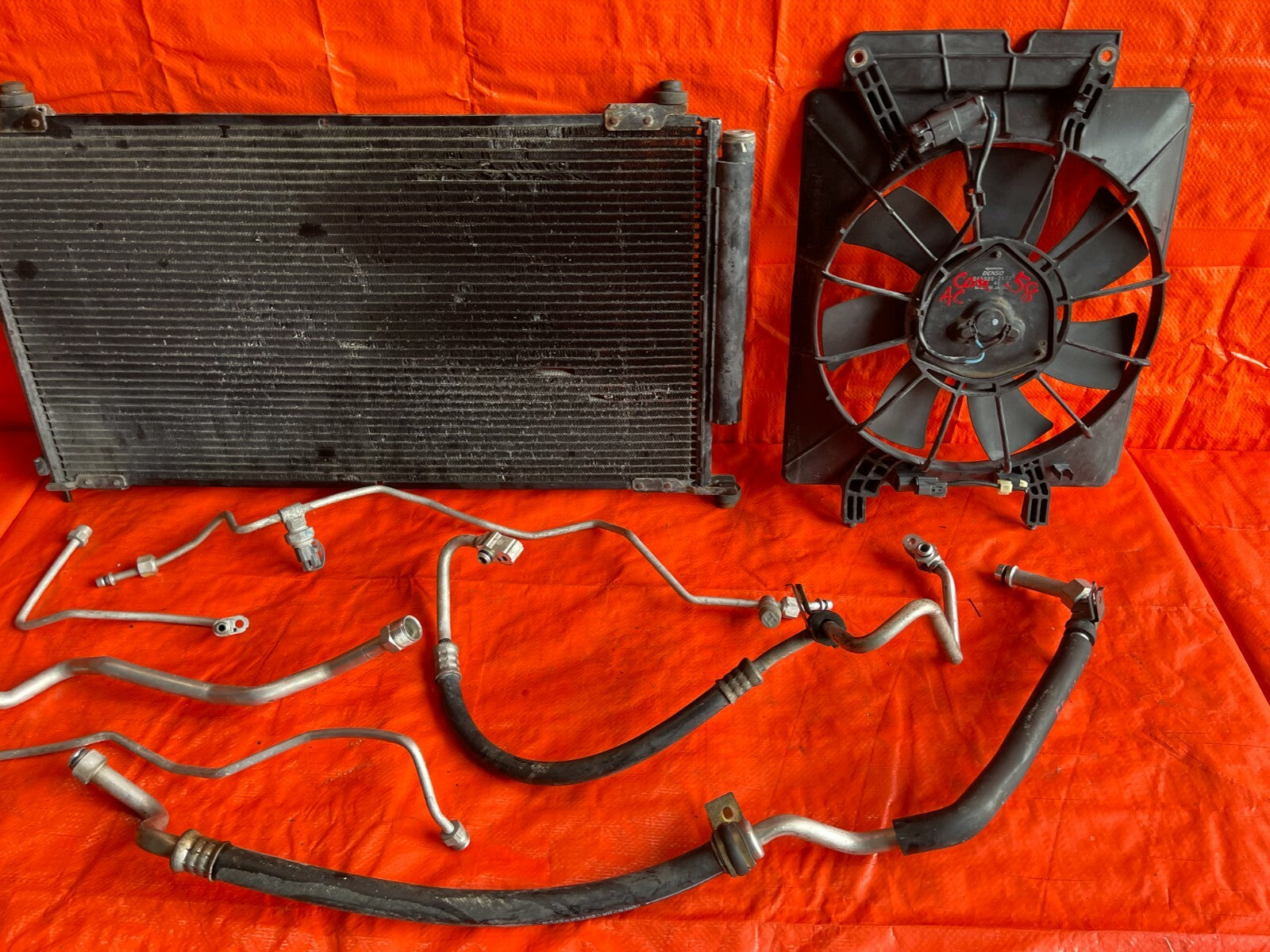 02 04 HONDA CR V CRV   AIR CONDITIONING AC LINE SET LINES W/ CONDENSER + FAN OEM5