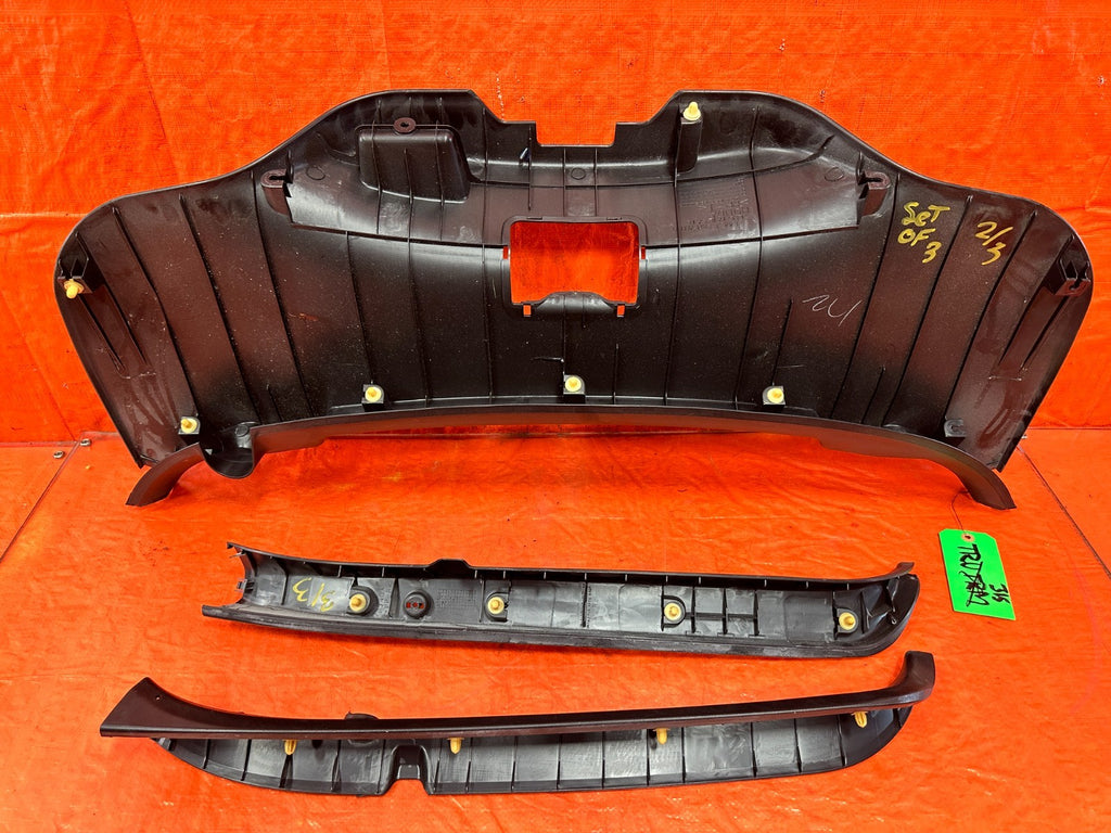 02 06 ACURA RSX   REAR HATCHBACK TAILGATE TRIM PLASTIC LINING SET   OEM #3152