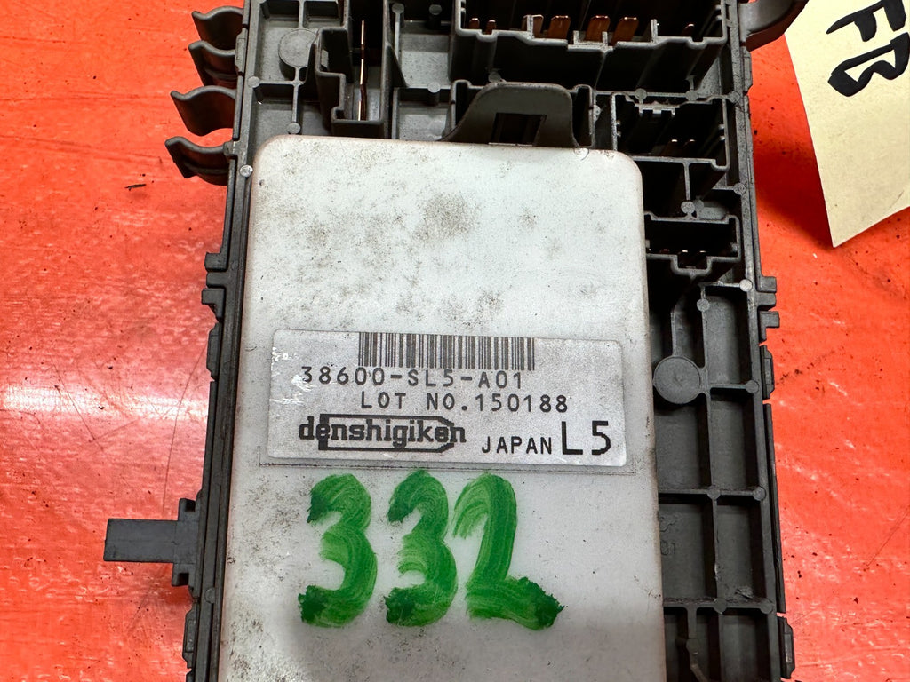 92 96 HONDA PRELUDE DRIVER SIDE LEFT INTERIOR FUSE BOX OEM #3325