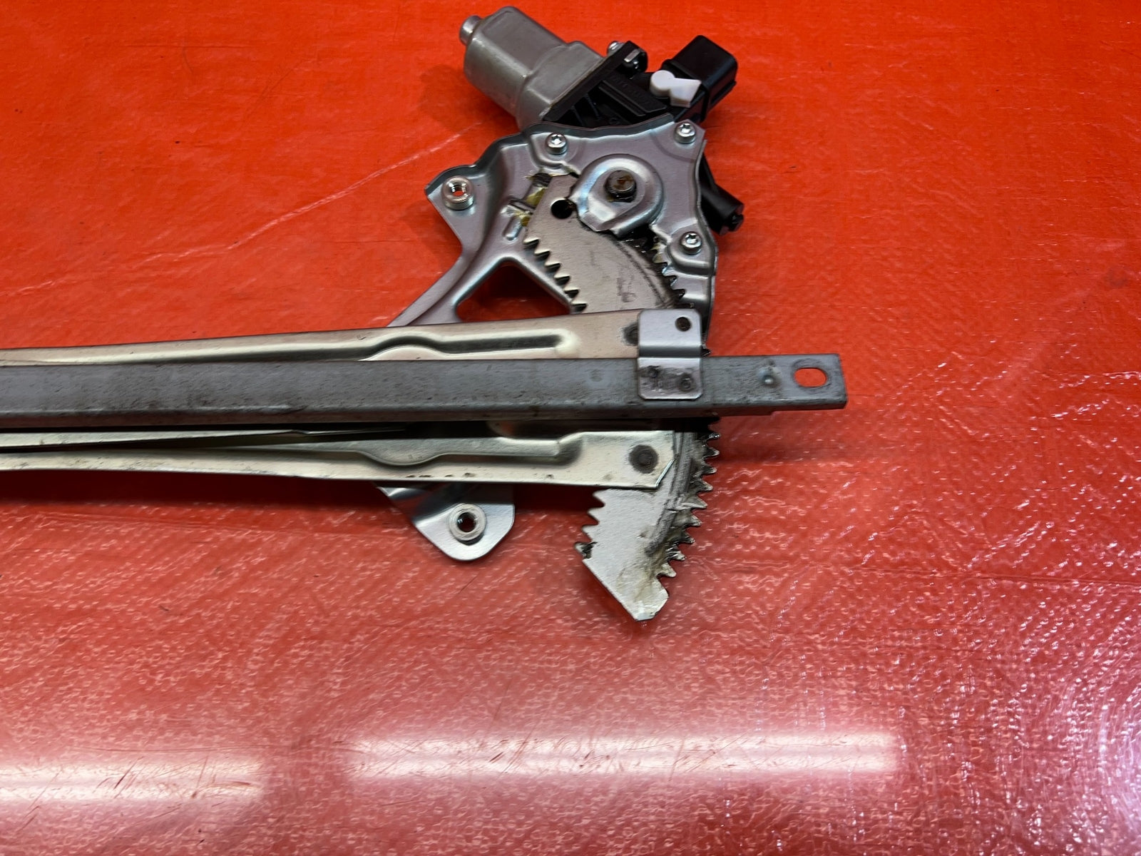 08 15 LANCER EVOLUTION X EVO 10   RIGHT FRONT WINDOW REGULATOR W/ MOTOR OEM #1755