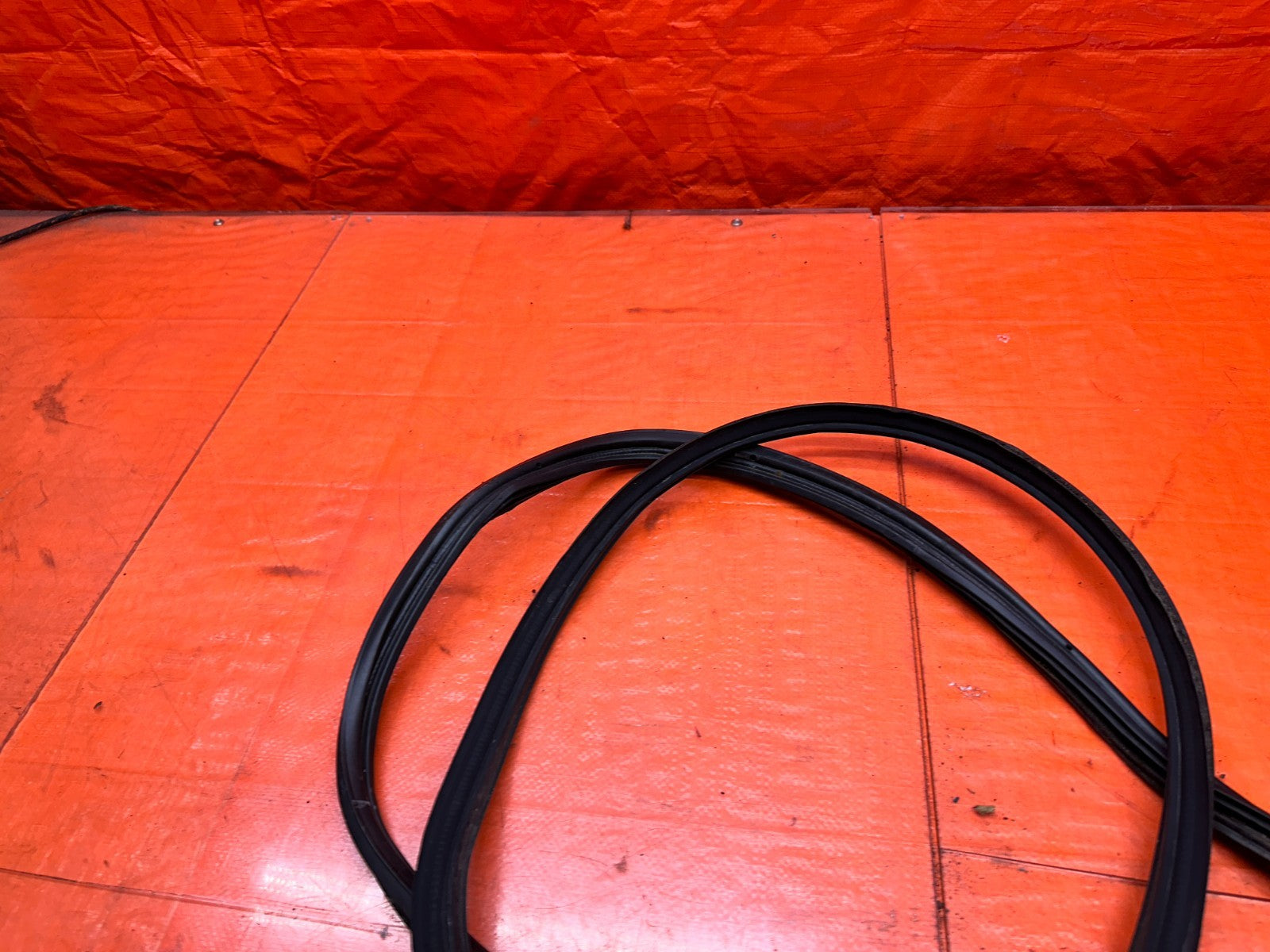 97 01 HONDA PRELUDE 2.2L REAR TRUNK DECKLID WEATHER STRIP RUBBER SEAL OEM #3368
