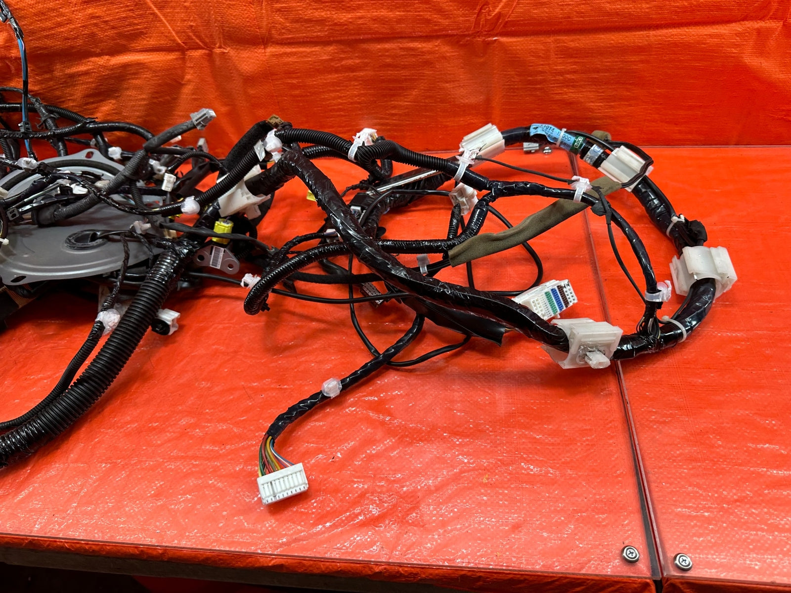 2010 INFINITI G37 2D COUPE   INTERIOR FLOOR WIRING HARNESS WIRE LOOM   OEM #1887