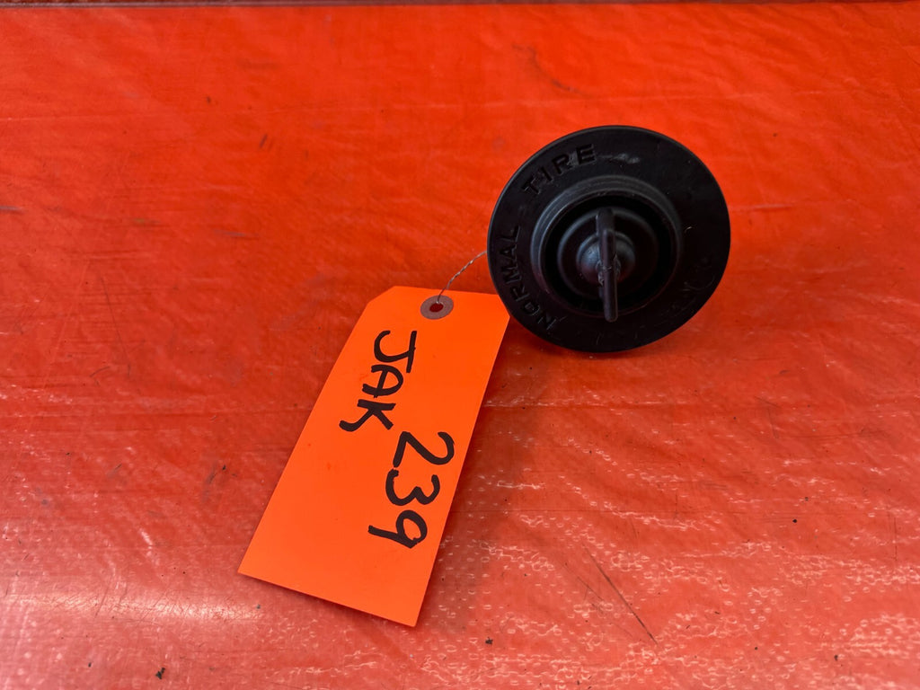 08 12 HONDA ACCORD   SPARE TIRE TIE DOWN ANCHOR BOLT PLATE   OEM #2392