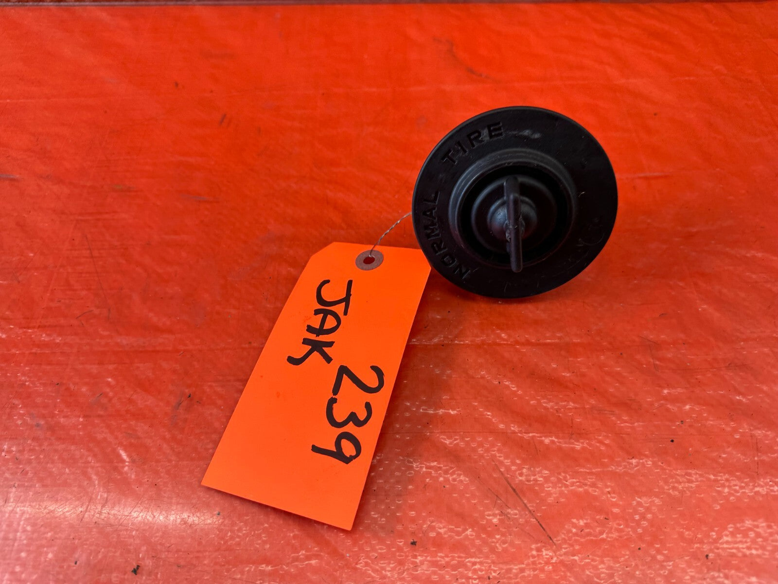 08 12 HONDA ACCORD   SPARE TIRE TIE DOWN ANCHOR BOLT PLATE   OEM #2392