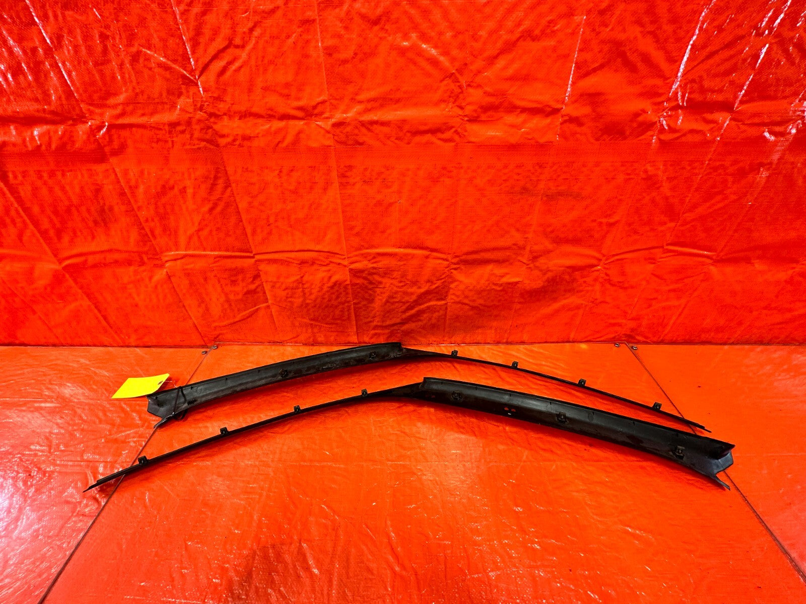 88 91 HONDA CRX DX   LEFT & RIGHT REAR A PILLARS   BLACK COLOR   OEM #2779