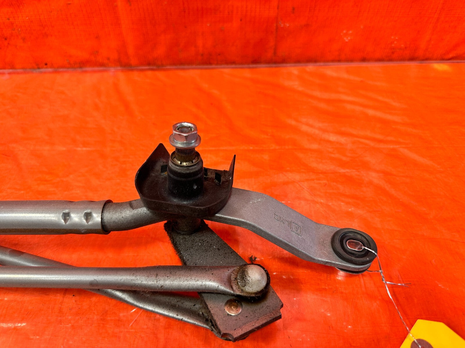 13 20 SUBARU BRZ   WINDSHIELD WIPER MOTOR W/ LINKAGE   OEM FACTORY #2922
