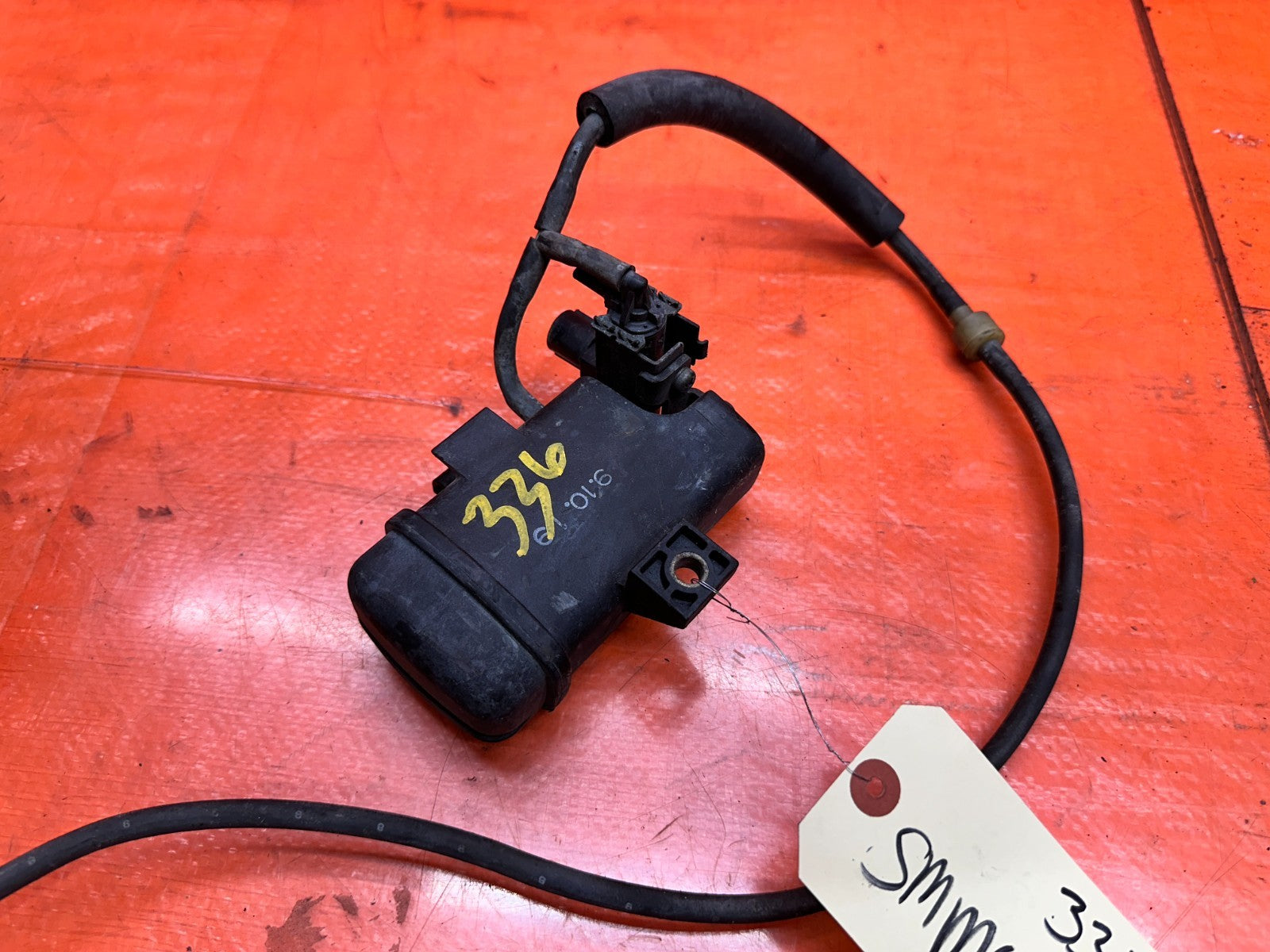 97 01 HONDA PRELUDE 2.2L ENGINE BAY EMISSIONS VACUUM CONTROL BOX OEM #3364