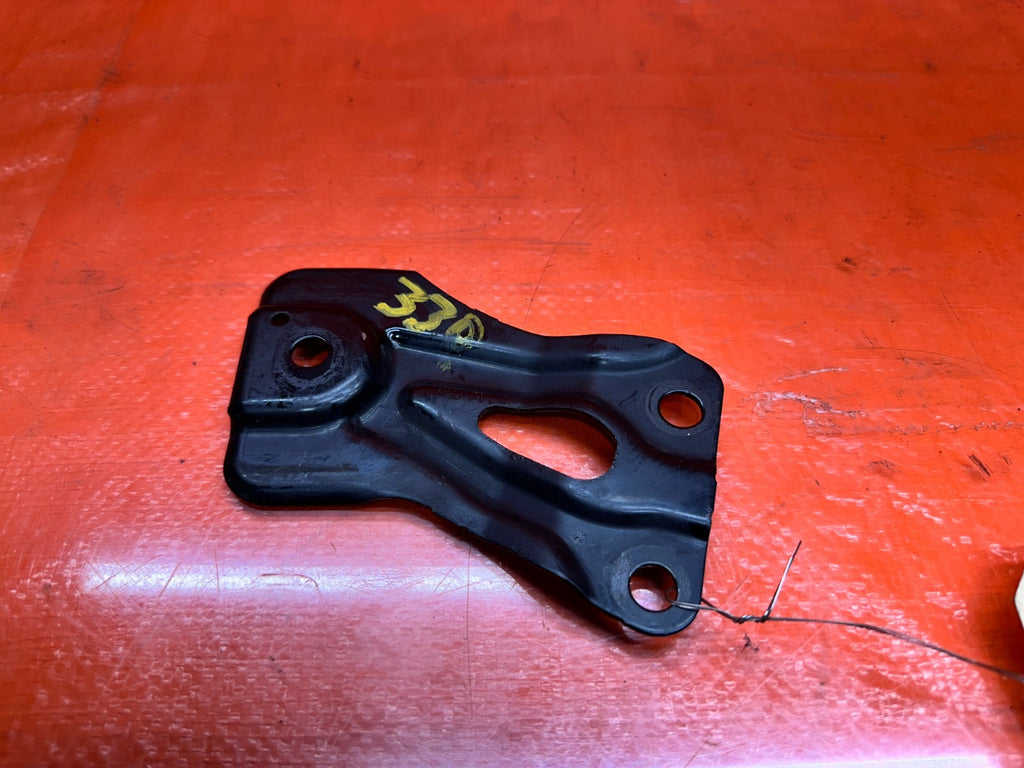 04 08 ACURA TSX 2.4L UPPER METAL TRANSMISSION MOUNT BRACKET OEM #3304