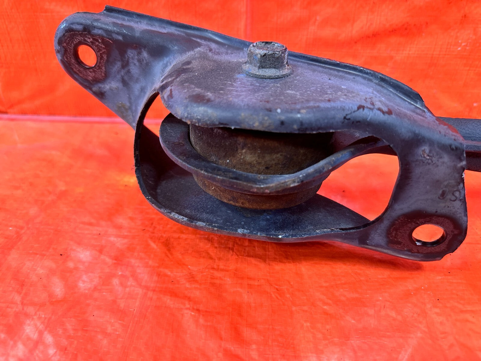 92 96 HONDA PRELUDE   DRIVER LEFT REAR TRAILING ARM LATERAL ARM OEM 27317