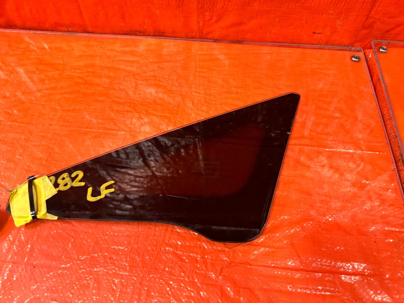 06 11 CIVIC 4D SEDAN   DRIVER LEFT FRONT WINDOW VENT GLASS   OEM FACTORY OE 2823