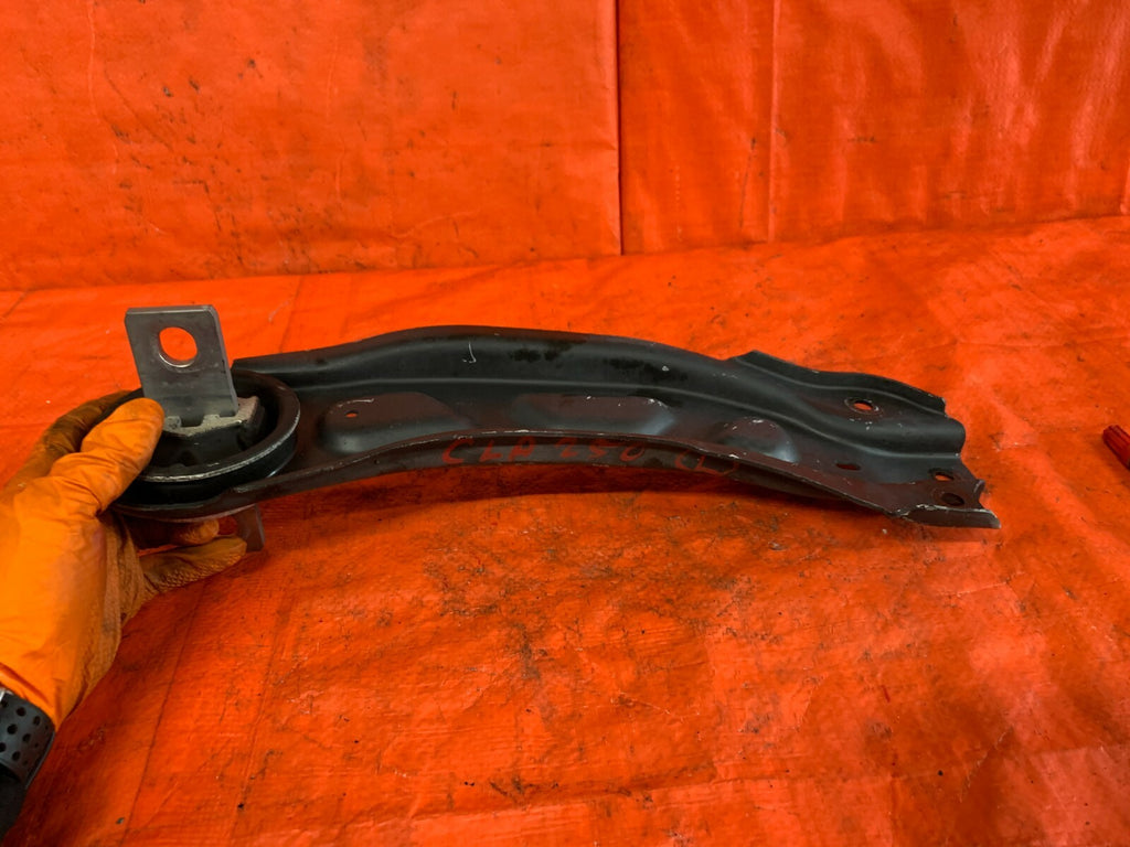 14 19 MERCEDES BENZ CLA 250   DRIVER LEFT REAR TRAILING CONTROL ARM   OEM OE4