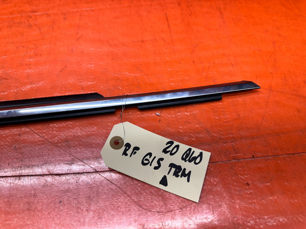 2016-2020 INFINITI Q60 COUPE PASSENGER RIGHT EXTERIOR GLASS TRIM OEM #20Q604