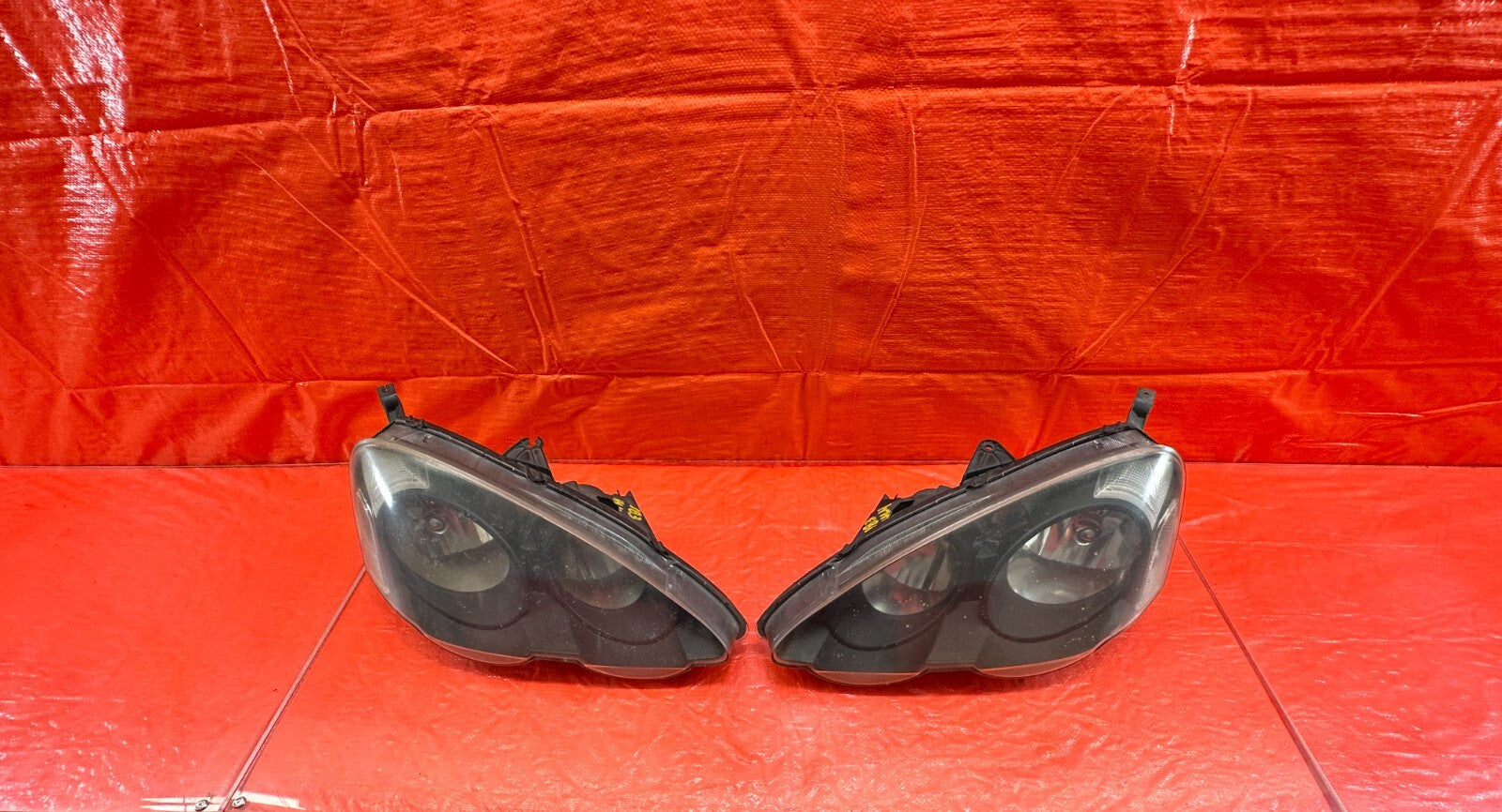 02 04 ACURA RSX   AFTERMARKET BRAND BLACK HOUSING HEADLIGHTS   LEFT & RIGHT #1830