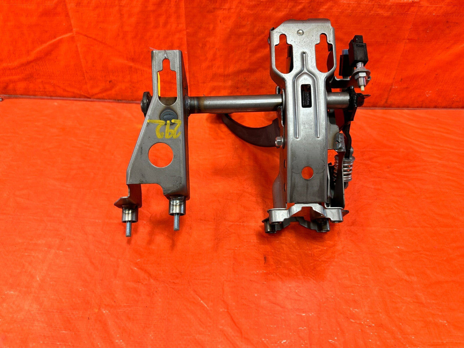 13 20 SUBARU BRZ   6 SPEED MANUAL PEDALS CLUTCH BRAKE   OEM FACTORY OE #2927