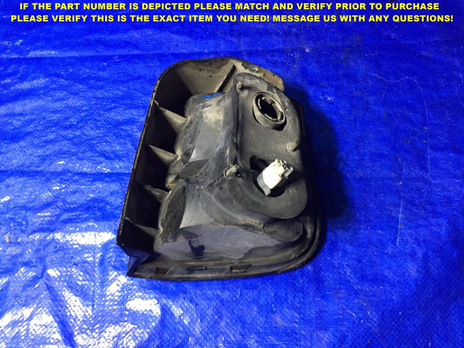 OEM 1992 1993 1994 1995 MITSUBISHI EXPO DRIVER LEFT TAIL LIGHT 043 1550 L LH4