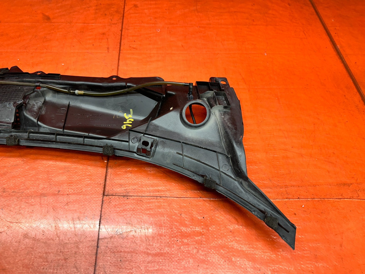 03-08 NISSAN 350Z - DRIVER LEFT WINDSHIELD COWL TRIM - OEM #34610