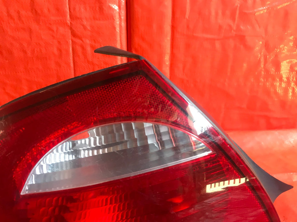 OEM 2004 04 DODGE NEON DRIVER LEFT TAIL LIGHT LAMP L LH4