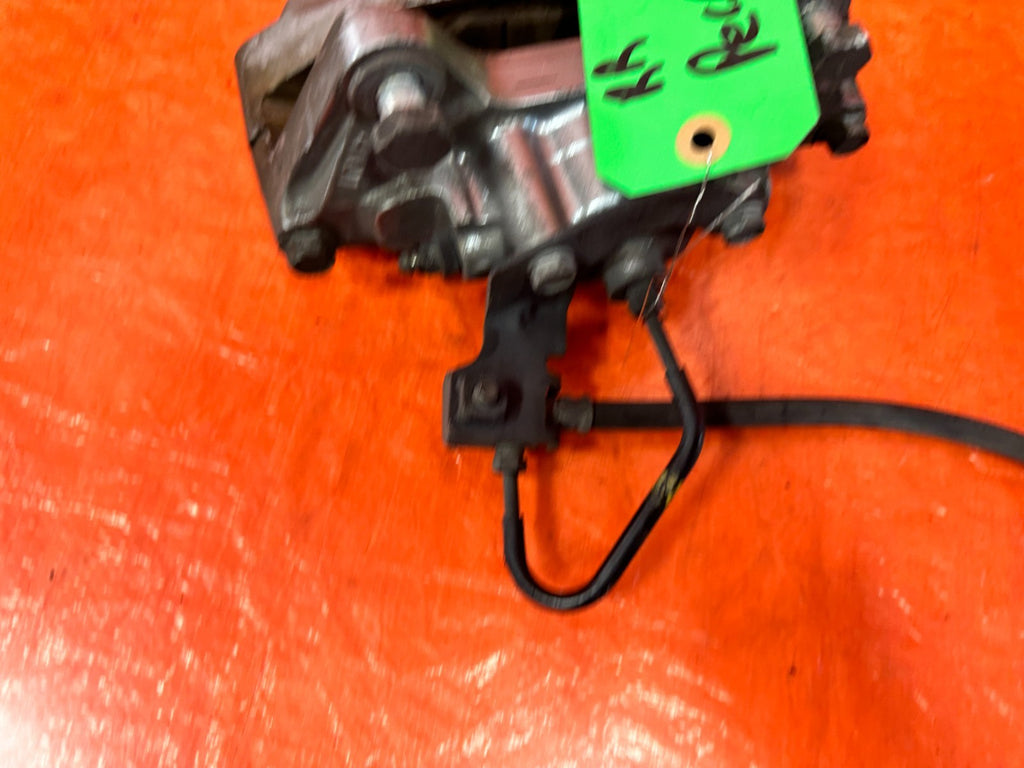 08 15 G37 Q60 14 23 Q50 SPORT   AKEBONO   PASSENGER RIGHT REAR CALIPER OEM 3118